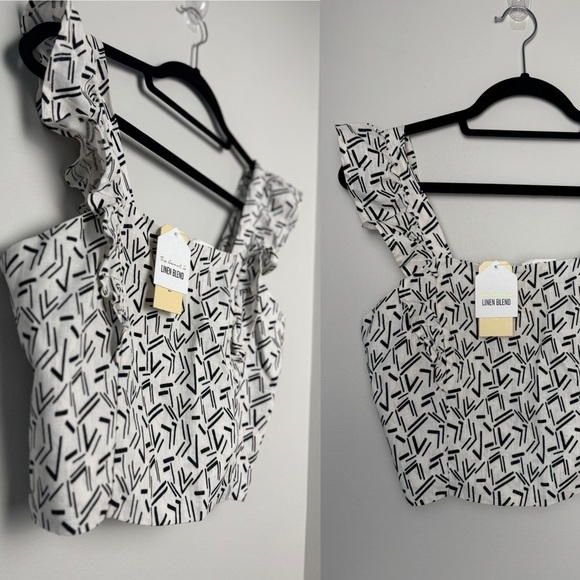 White & Black Lines Crop Top Cotton Monteau Size XL NWT - Picture 2 of 6